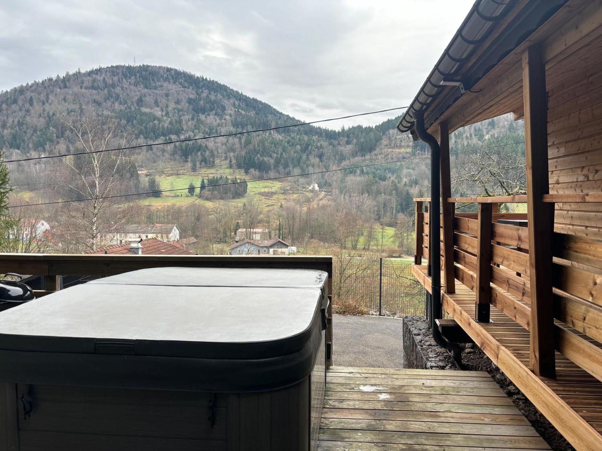 Chalet Du Faubourg & Jacuzzi, Proximite Gerardmer & La Bresse Rochesson 外观 照片