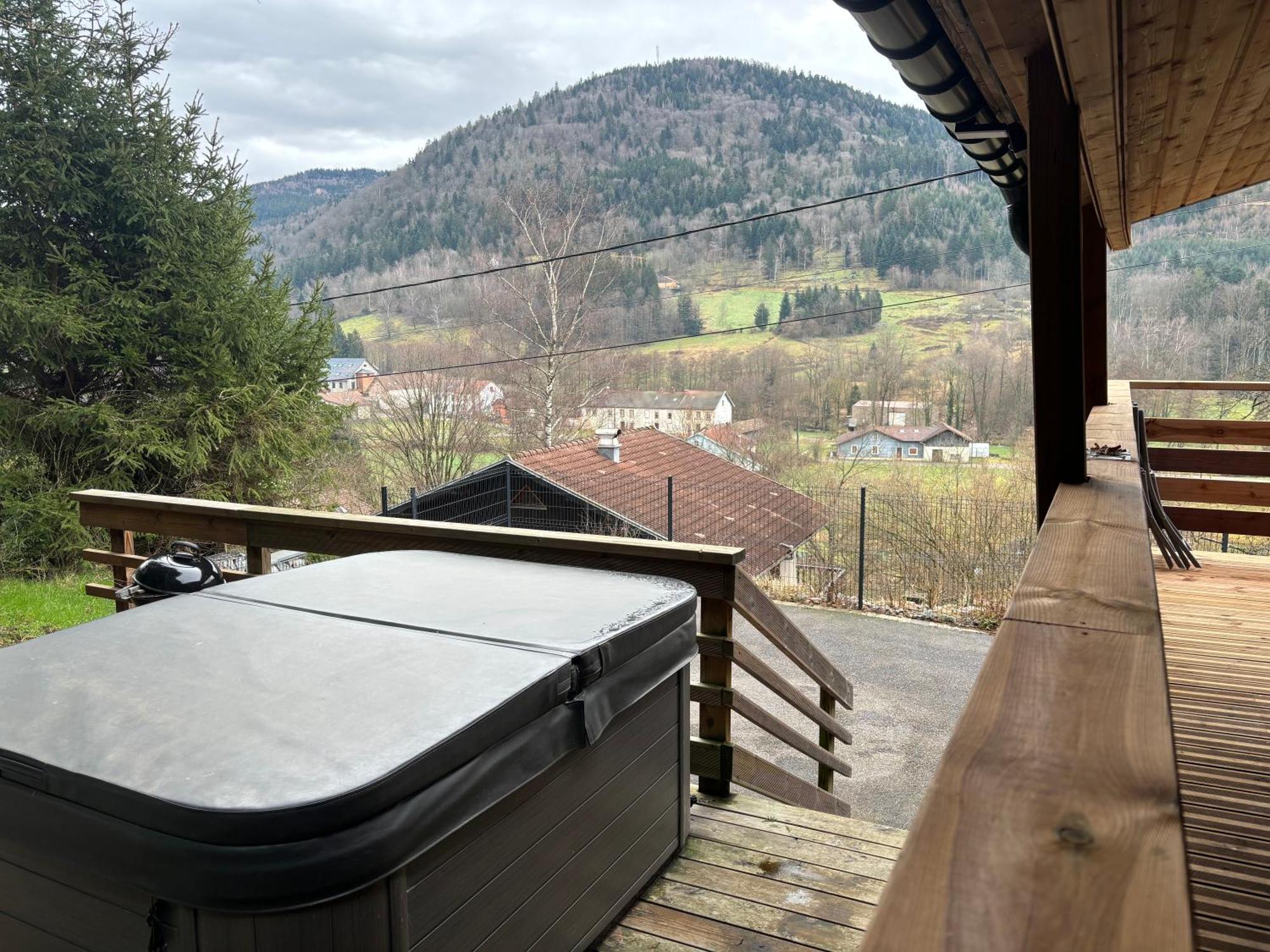 Chalet Du Faubourg & Jacuzzi, Proximite Gerardmer & La Bresse Rochesson 外观 照片
